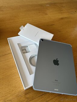 iPad Air 4th Gen, 64Gb, Wifi + Cellular, Modry - 2