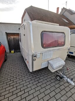 Polsky karavan N126, Polak N126, Lednice, Naftové topeni - 2