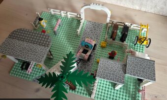 6419 LEGO Town 6419 Rolling Acres Ranch - 2