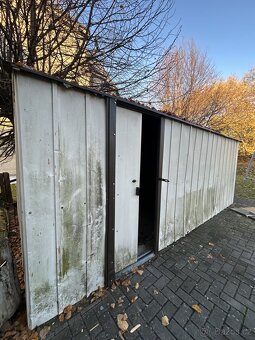 Plechová garáž - 2