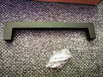 Nábytkové kování - 2