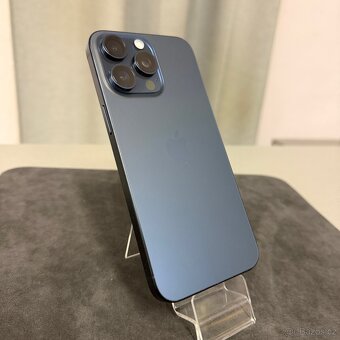 iPhone 15 Pro Max 512GB modrý, pěkný stav, 12 měsíců záruka - 2