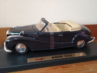 1:18 MAISTO - BMW 502 Cabriolet (1955) černá - 2
