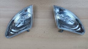 Přední, zadní světla na Mazda Premacy - 2