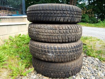 Prodám kola na Wartburga - 2