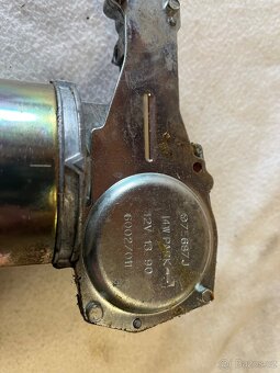 Prodám nový motor stěrače Tatra 603 - 2