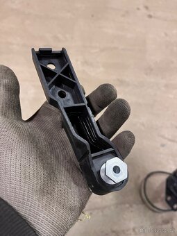 Audi A6 C6 4F náhradní díly - 2