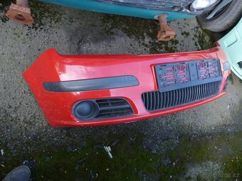 Škoda Fabia 1 facelift přední nárazník 8151 - 2