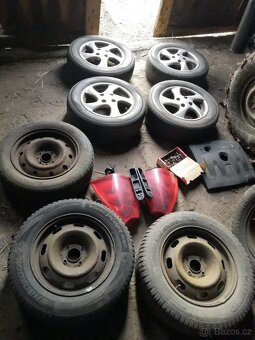 Náhradní díly - 2