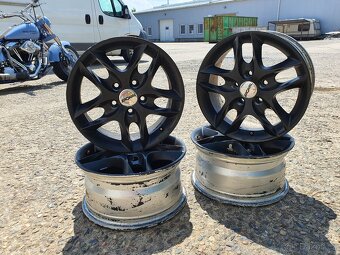 ALU DISKY 5X114.3 R15 - 2