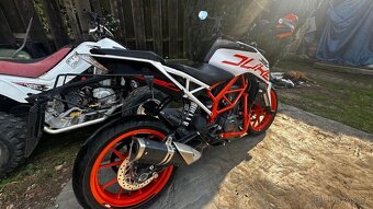 KTM DUKE 390, r.v.2018, koupeno v ČR, - 2