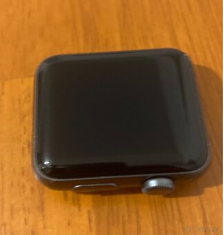 Apple Watch Series 3 42mm - 2