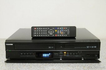 ⚠️DVD-HDD-VHS rekordér TOSHIBA RD-XV50 - 2