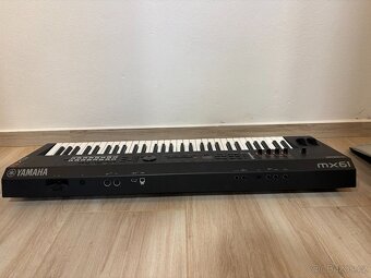 Yamaha MX 61 Syntezátor - 2