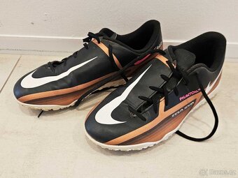 Dětské kopačky/turfy NIKE Phantom GT2 - 2