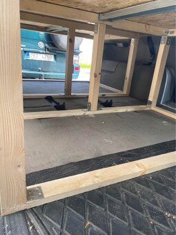 Spací vestavba do Volkswagen T4 - 2