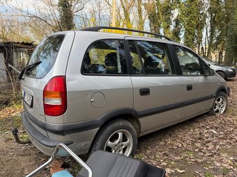 Opel Zafira - 2