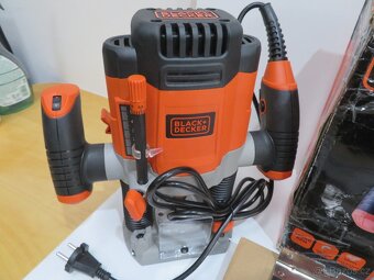 Nová horní frézka BLACK a DECKER KW1200E - 2