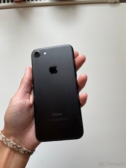 iPhone 7 - 2