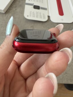 Apple Watch 7, 41mm product red - 2
