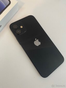 iPhone 12 64 černý - 2