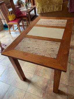 Prodám teakový stůl 140 X 85 cm, výška 80 cm - 2