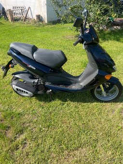 aprilia sr 125 - 2