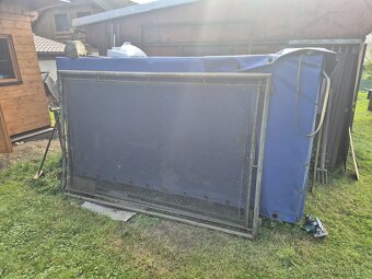 Dvoukřídlá kovová brána - 2