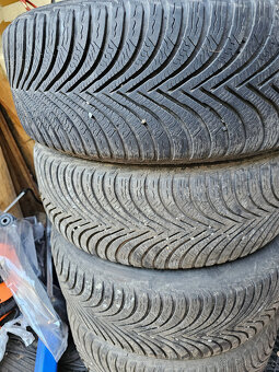 alu kola r16,5x112, et 48, 6.5J,zimní pneu 205/55/16 - 2