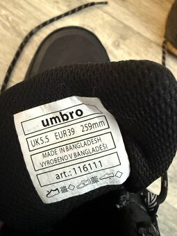 Zimní bety dětské UMBRO vel. 39 - 2