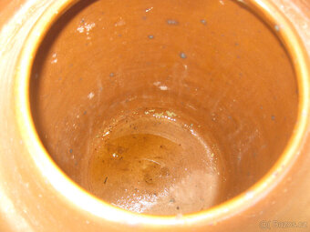 Prodám zachovalý kameninový hrnec na zelí-zelák. - 2