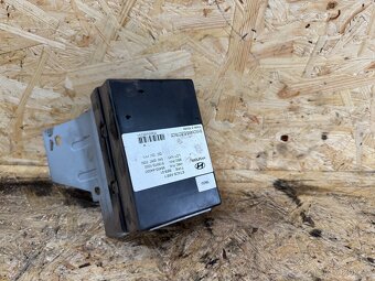 ŘÍDICÍ JEDNOTKA KOMFORTU HYUNDAI H1 95450-4A000 - 2