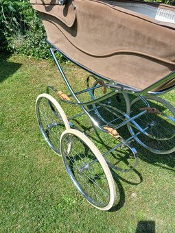 Retro vysoký kočárek - 2