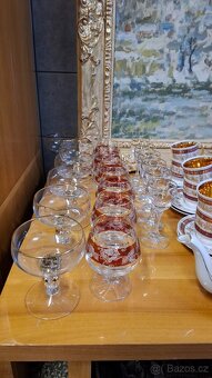 Staré sklo a keramika + obraz - 2