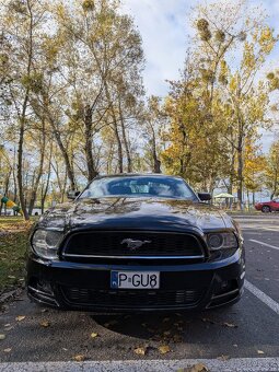 Ford Mustang 3.7 V6 Coupé • 305 KM • Automat • Registrováno - 2