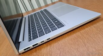 Nádherný profesionální HP Elitebook 845 G10 - 2