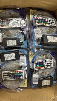 LED pásek Lumenmax - 2