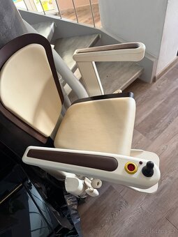 Nová Schodišťová sedačka Vecom - 2