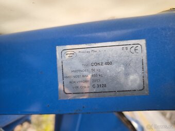 Jednokotoučové rozmetadlo - 2