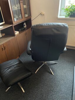 Kožené křeslo - 2