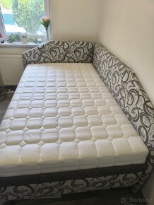 Čalouněná postel 120x200 s úložným prostorem - 2