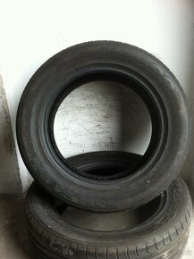 Letni pneu 235/55R17 - 2