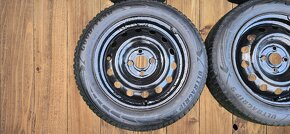 Plechy 15" 4x100 ET52 se zimními pneu 185/60/15 - 2