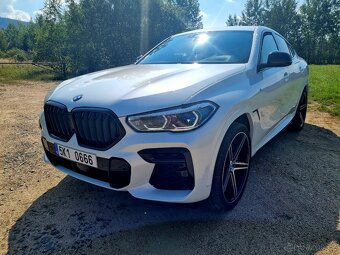 BMW X6 M paket 4.0i 4x4 r.v.2022 Full vybava - 2