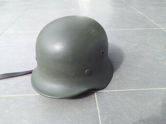 Německá helma M40 - 2