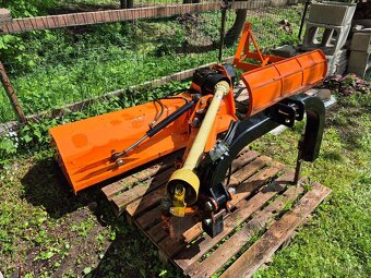 Mulčovač příkopový za malotraktor - 2