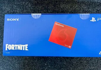 PlayStation 5 Slim Fortnite bundle + hra Astro Bot - nové - 2