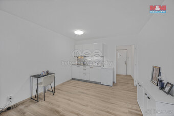 Pronájem bytu 1+kk, 30 m², Hradec Králové, ul. tř.E.Beneše - 2