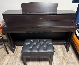 Yamaha CLP-775 - 2