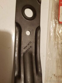 Nůž pro sekačku Honda HRD536 - 2
